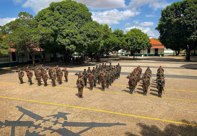 Batalh O De Ca Adores Acampamento De Alunos Do Npor